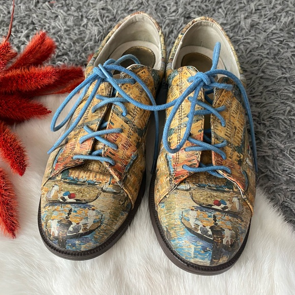 Icon Leather Oxford Shoes - Picture 2 of 8